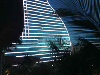 IMG_4617.JPG (1355957 bytes)